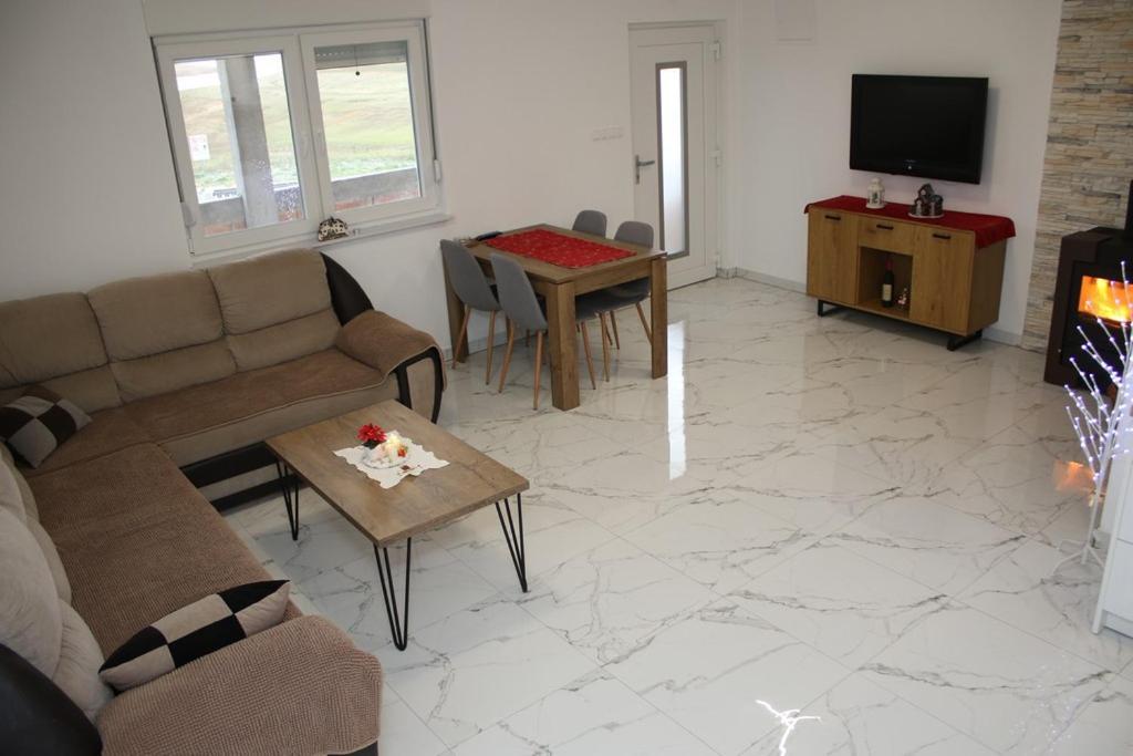 Vikendica Bosnjak Prozor Ngoại thất bức ảnh