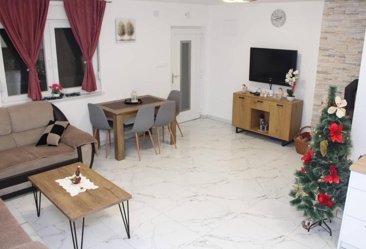 Vikendica Bosnjak Prozor Ngoại thất bức ảnh